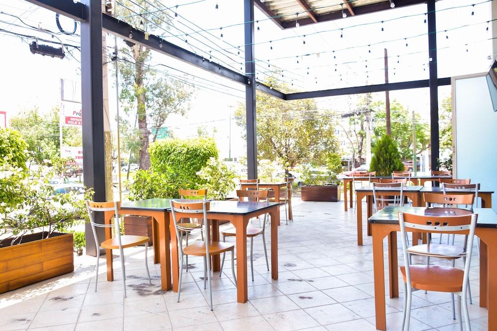 Hg Hotel Zapopan Ngoại thất bức ảnh