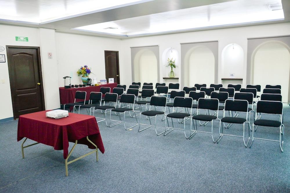 Hg Hotel Zapopan Ngoại thất bức ảnh