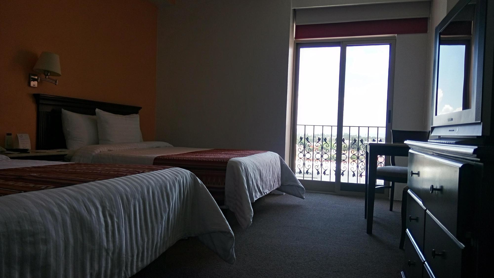Hg Hotel Zapopan Ngoại thất bức ảnh