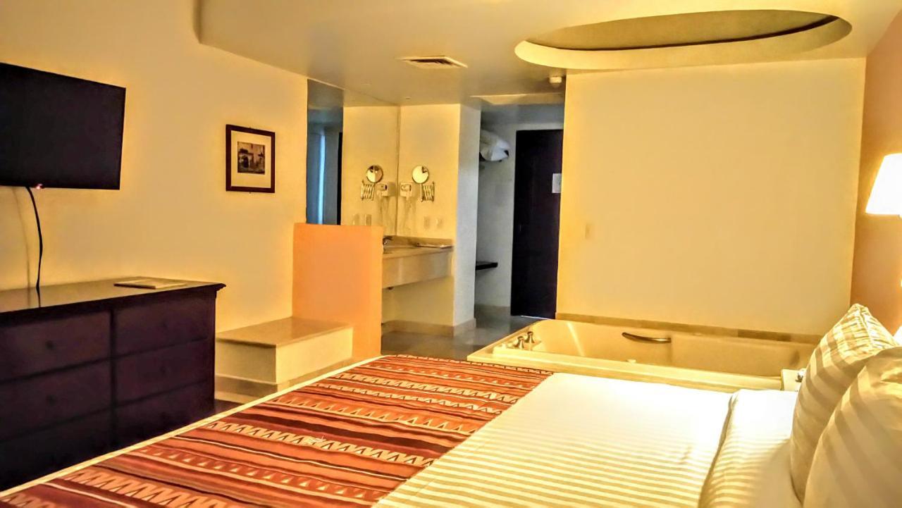 Hg Hotel Zapopan Ngoại thất bức ảnh